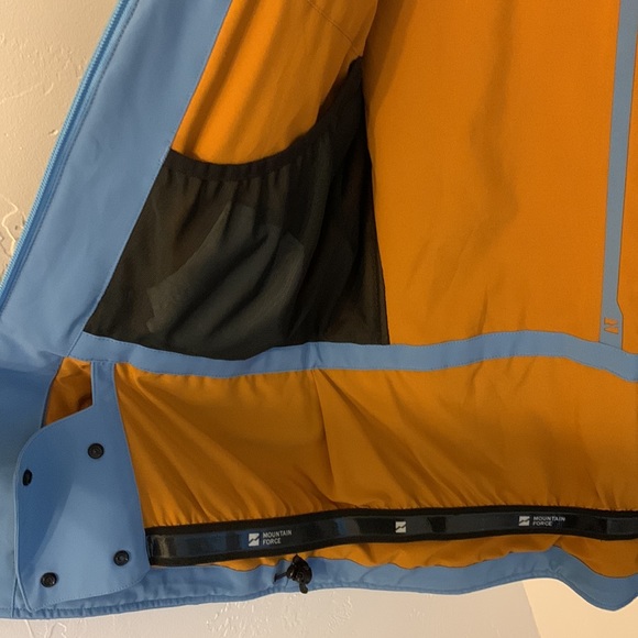 Mountain Force Fusion Ski Jacket size 38 - Picture 6 of 16